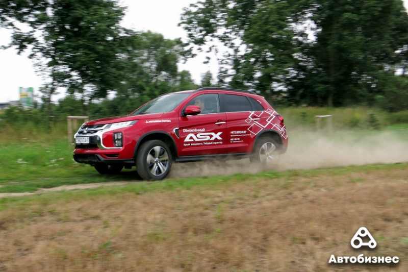 Чем цепляет и чем раздражает обновленный Mitsubishi ASX
