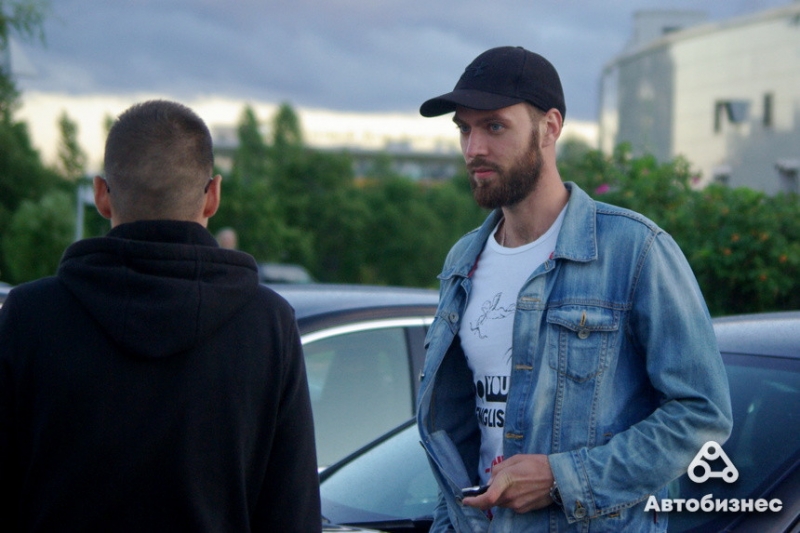 "Кузовщина очень дорогая, а "расходники" ждать почти два месяца". Владельцы Chevrolet Malibu рассказали о своих машинах