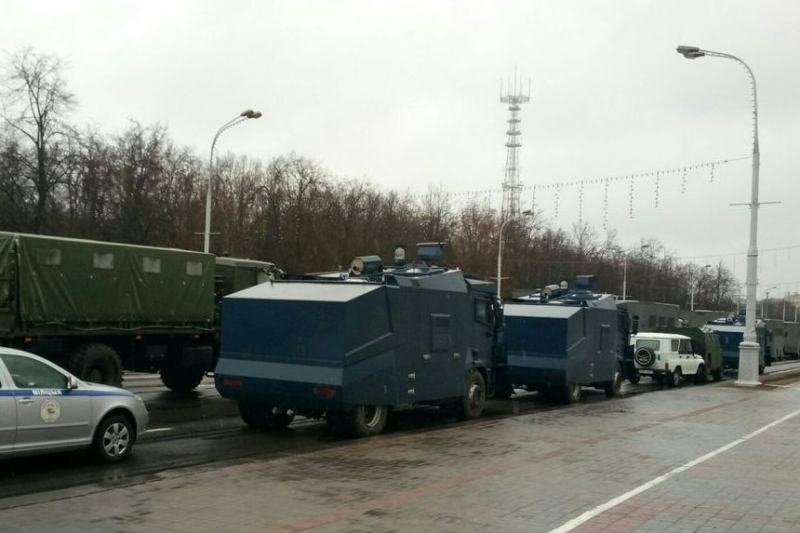 О "красных линиях" и не только. Когда силовики могут применять водометы против протестующих?