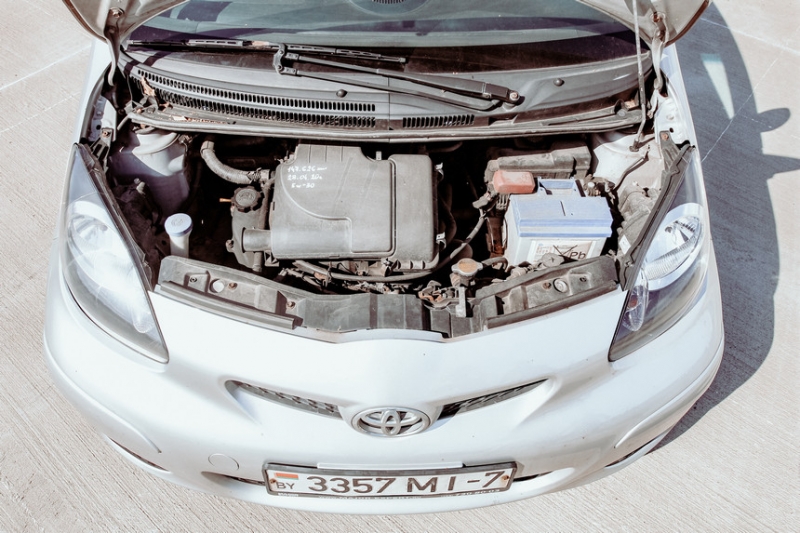 "Впятером ехать весело, но сложно. Зато она не ломается" – владелица Toyota Aygo о своем автомобиле