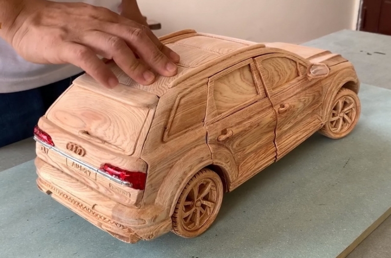 Удивительно точную копию Audi Q7 сделали из дерева по фотографиям из Интернета