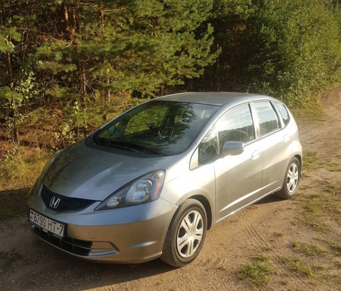 Ищем экономичный автомобиль до 10 лет за 6000 долларов. Подборка "живых" авто