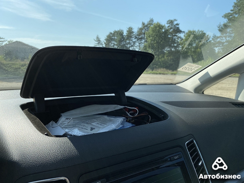 Народным стать не успел. Чем хорош Volkswagen Sharan второго поколения?