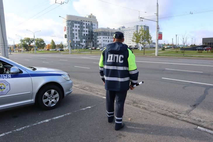 В ГАИ напомнили о правилах безопасного вождения во время дождя