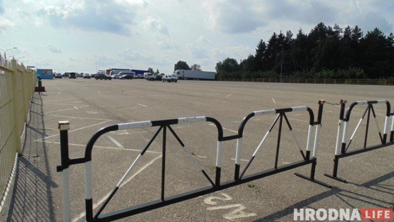 "Недовольные говорят, что мы те же "перекупы", только легализованные". Как комиссионки вытесняют рынки старого формата