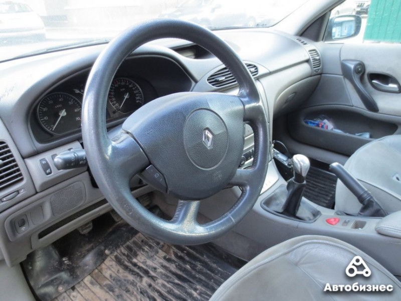 "Взял с мотором, с которым покупать было нельзя". Мнение владельца Renault Laguna II