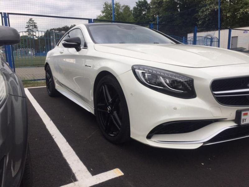 Вместо квартиры. Выбираем подержанный автомобиль дороже 50.000 долларов