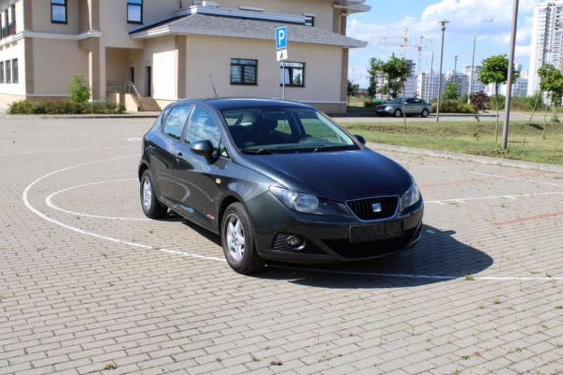 Ищем экономичный автомобиль до 10 лет за 6000 долларов. Подборка "живых" авто