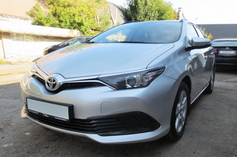 "По надежности и престижу Volkswagen и в подметки Toyota не годится". Мнение владельца Toyota Auris