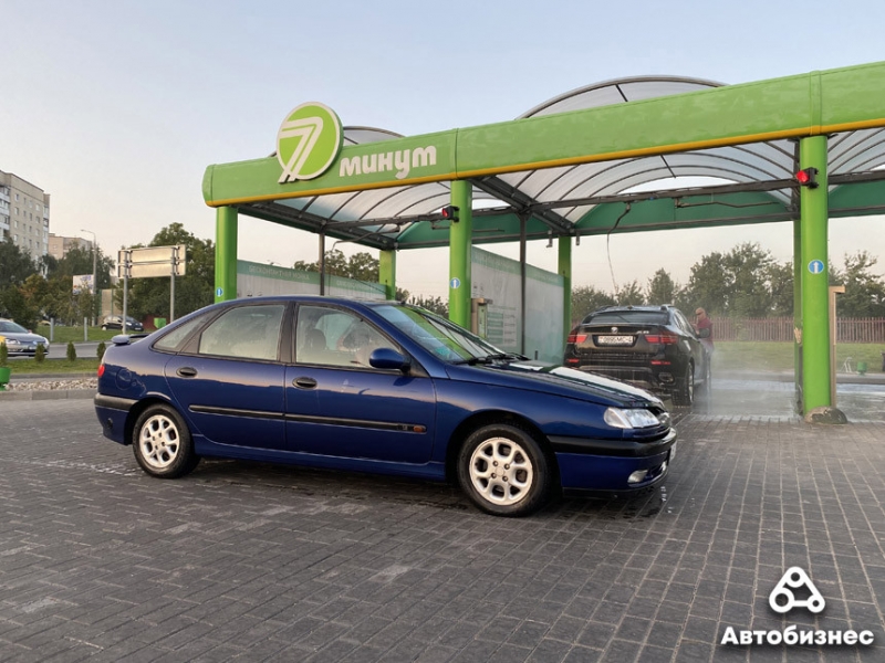 "За все время на машину потратил более 10.000$". Как сохранился Renault Laguna за 14 лет в одних руках