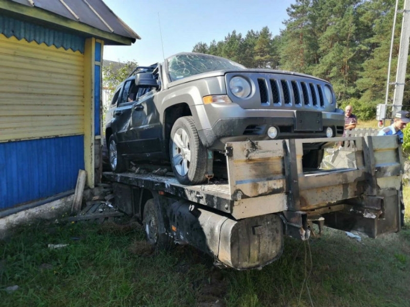 Под Молодечно в ДТП повреждены три автомобиля одного владельца