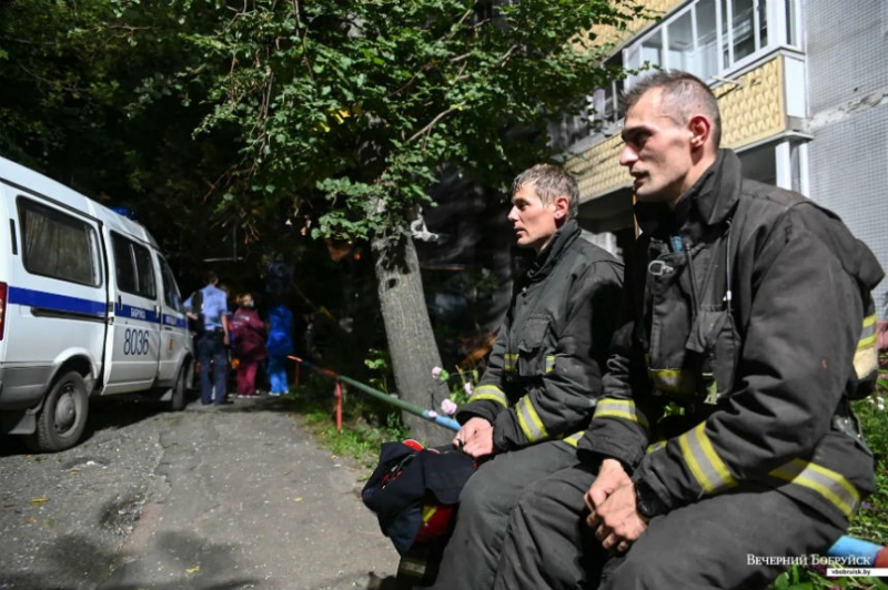 Взрыв газа в Бобруйске: повреждено не менее четырех автомобилей