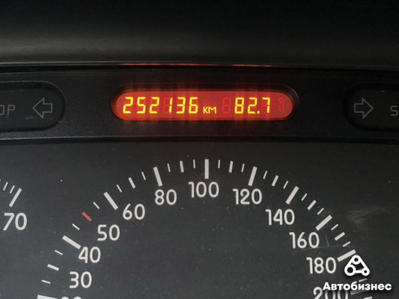 "За все время на машину потратил более 10.000$". Как сохранился Renault Laguna за 14 лет в одних руках