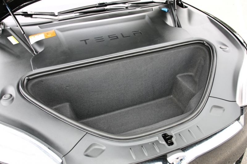 Tesla за "двадцатку": выезд из СТО, тест-драйв, итоговый подсчет бюджета