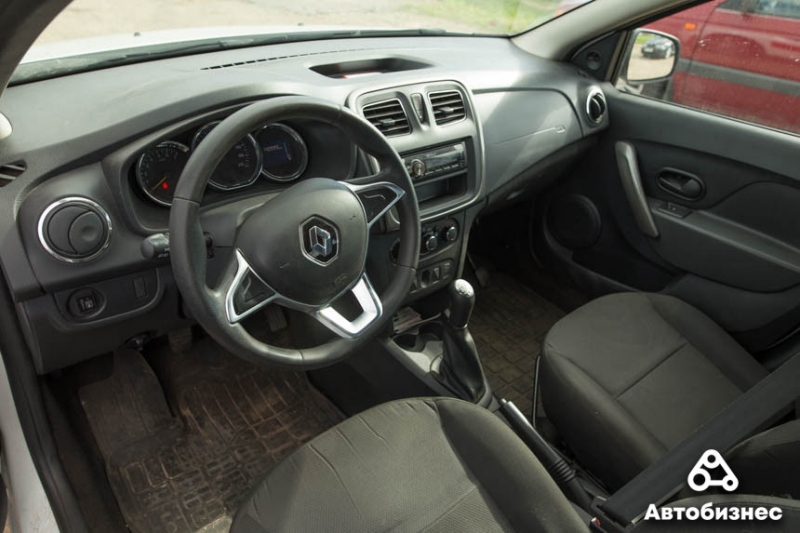 Автомобиль из-под такси: что показала диагностика Renault Logan на СТО?
