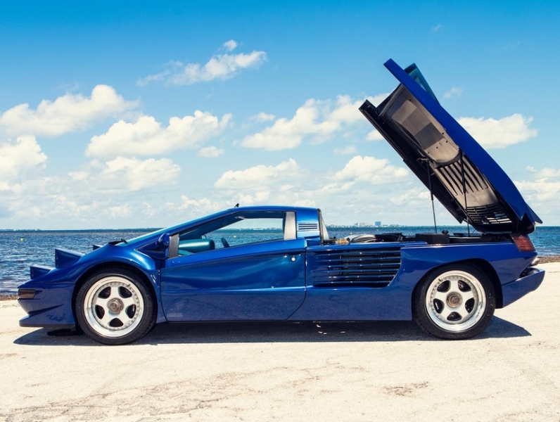 Очень редкий суперкар Cizeta V16T из коллекции Султана Брунея выставлен на продажу в США