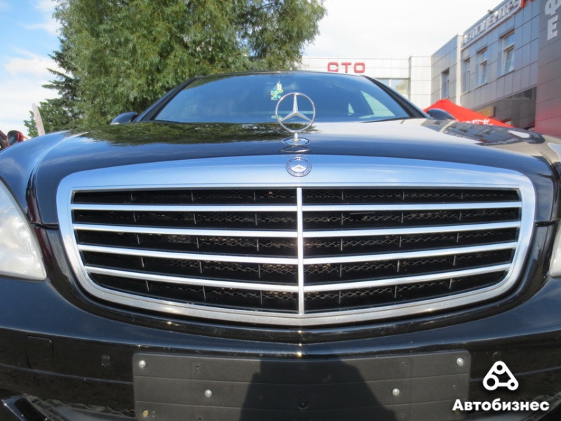 Какие проблемы подкидывает подержанный Mercedes W221?