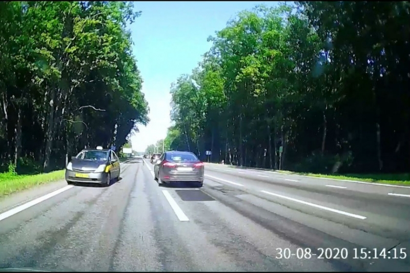 ГАИ по видео установила, кто по трассе Р1 ехал по встречке. Каково наказание?