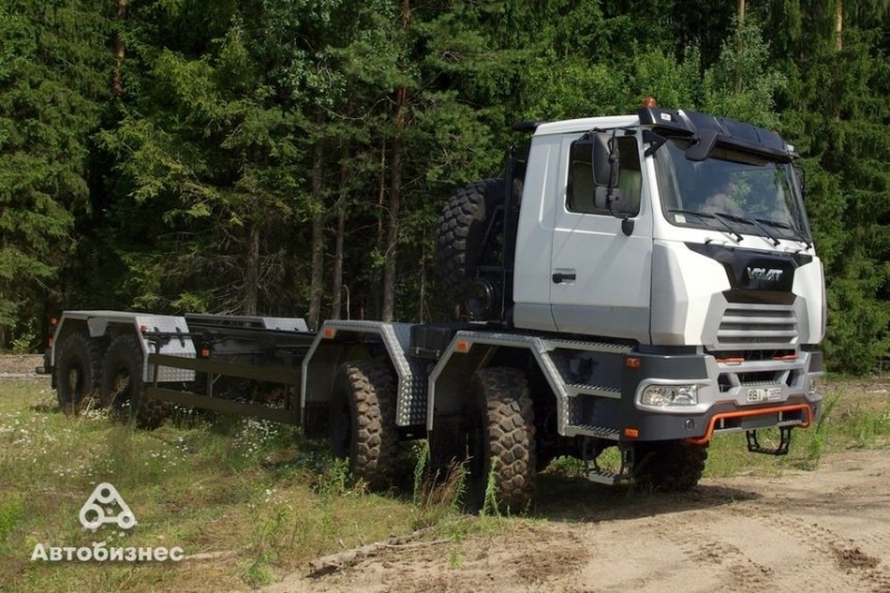 Автозавод "Урал" освоил выпуск шасси 8х8 тяжелого класса - таких в Миассе еще не делали