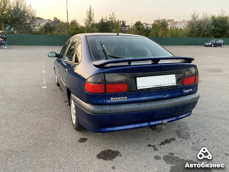 "За все время на машину потратил более 10.000$". Как сохранился Renault Laguna за 14 лет в одних руках