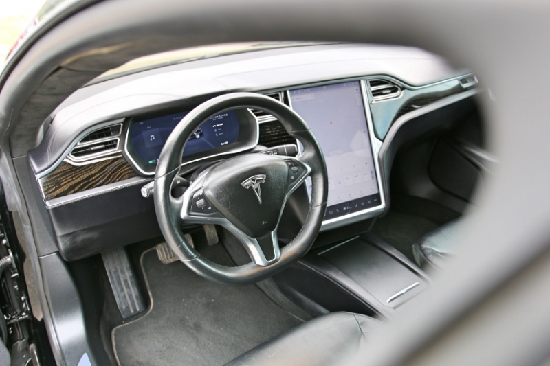 Tesla за "двадцатку": выезд из СТО, тест-драйв, итоговый подсчет бюджета