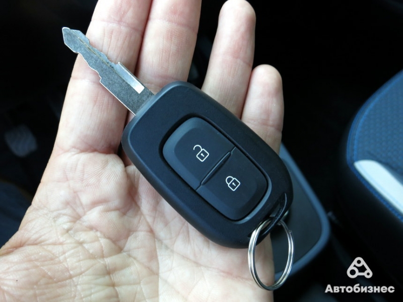 Тестируем новый электромобиль за 13.900$ Renault City K-ZE