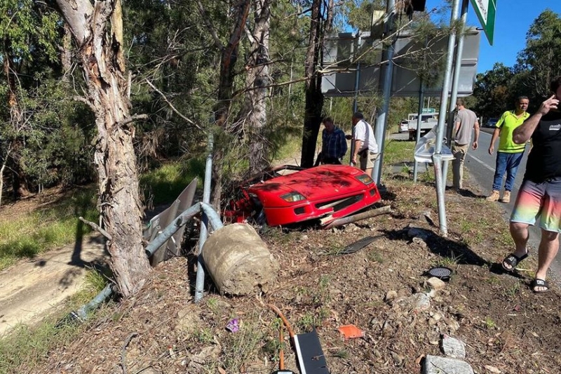 Фотофакт. Во время тест-драйва разбили редкую Ferrari стоимостью 1,5 миллиона долларов
