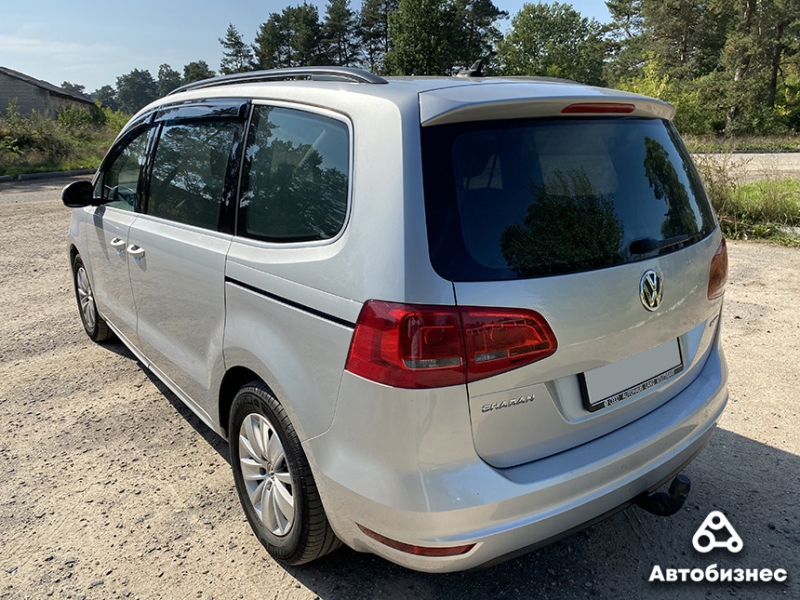 Народным стать не успел. Чем хорош Volkswagen Sharan второго поколения?