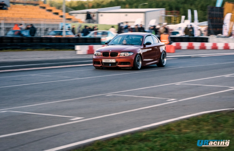 BMW M3 против картингиста и дрифт-такси. В Стайках прошел финал Race Wars и закрытие сезона URacing