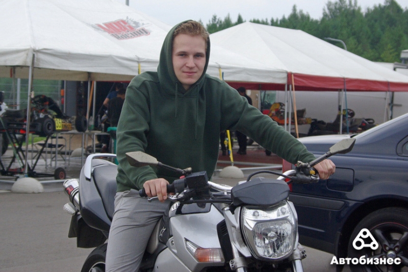 "Брат называет мой мотоцикл "быстрым велосипедом". Отзыв владельца Suzuki GSR600