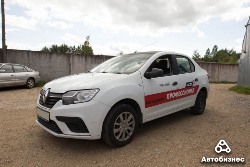 Автомобиль из-под такси: что показала диагностика Renault Logan на СТО?