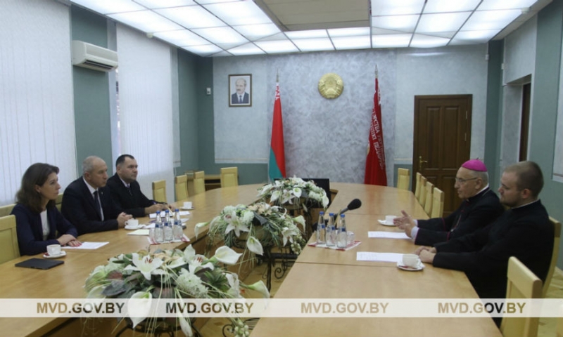 Караев: все заголовки СМИ, скандальные статьи и видео направлены на дискредитацию правоохранительных органов