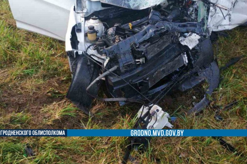 В Гродно BMW пошел на обгон и устроил лобовое ДТП – погиб водитель встречного Hyundai