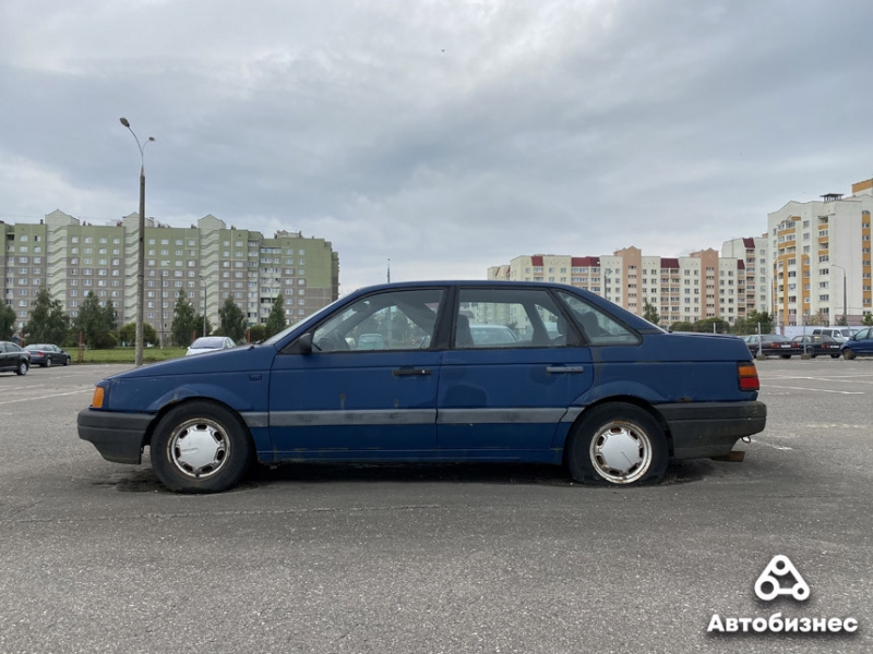 ​Даже на платных стоянках! Как брошенные автомобили побеждают закон