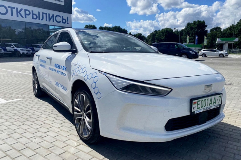 В Беларуси начали выдавать зеленые номера
