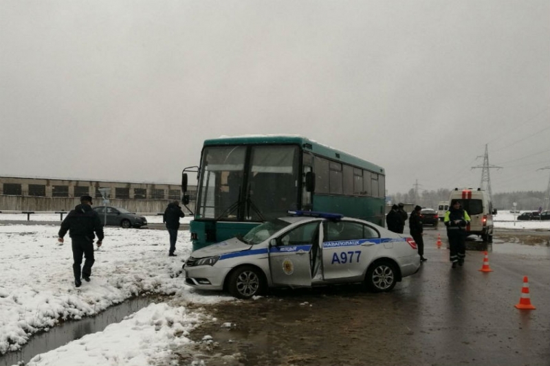 "Убитый" в ДТП милицейский Geely продается за 6250 долларов