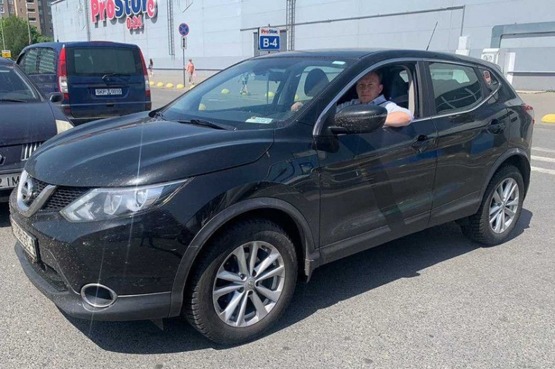 Какие автомобили задекларировали кандидаты в президенты?