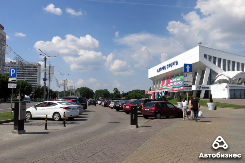 Где и за сколько можно припарковать автомобиль в центре столицы