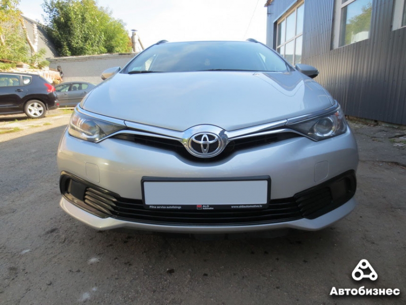 "По надежности и престижу Volkswagen и в подметки Toyota не годится". Мнение владельца Toyota Auris