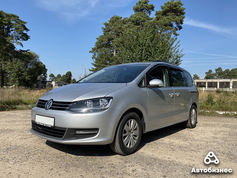 Народным стать не успел. Чем хорош Volkswagen Sharan второго поколения?