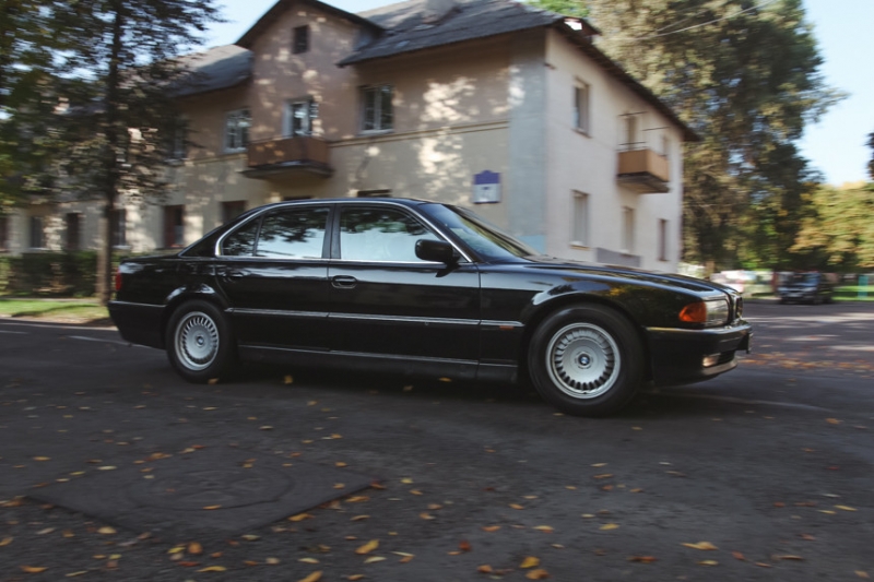 Тест-драйв "последнего настоящего", или BMW 7-series E38 из фильма "Бумер"