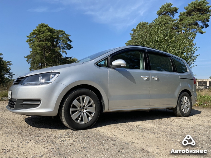 Народным стать не успел. Чем хорош Volkswagen Sharan второго поколения?