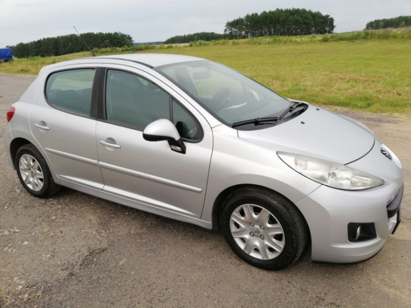 Ищем экономичный автомобиль до 10 лет за 6000 долларов. Подборка "живых" авто