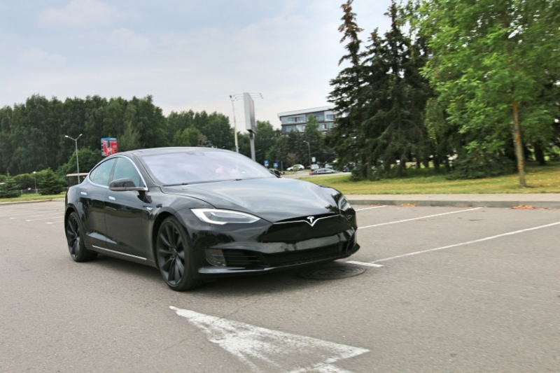 Tesla за "двадцатку": выезд из СТО, тест-драйв, итоговый подсчет бюджета