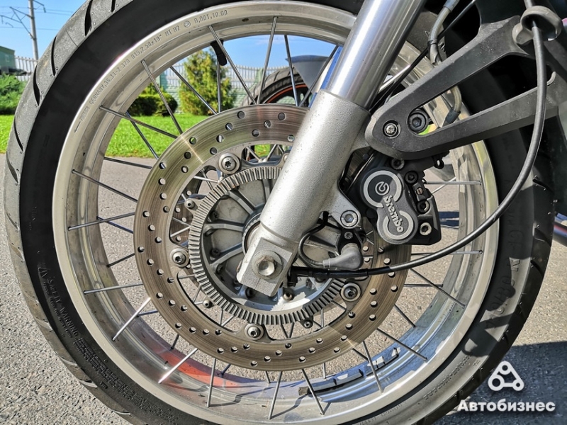 С "литром" на "дальняк". Сравнительный тест Kawasaki KLV1000 и BMW R1150GS