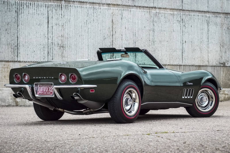 Отлично сохранившийся Chevrolet Corvette С3 Stingray 1969 года выпуска выставлен на продажу