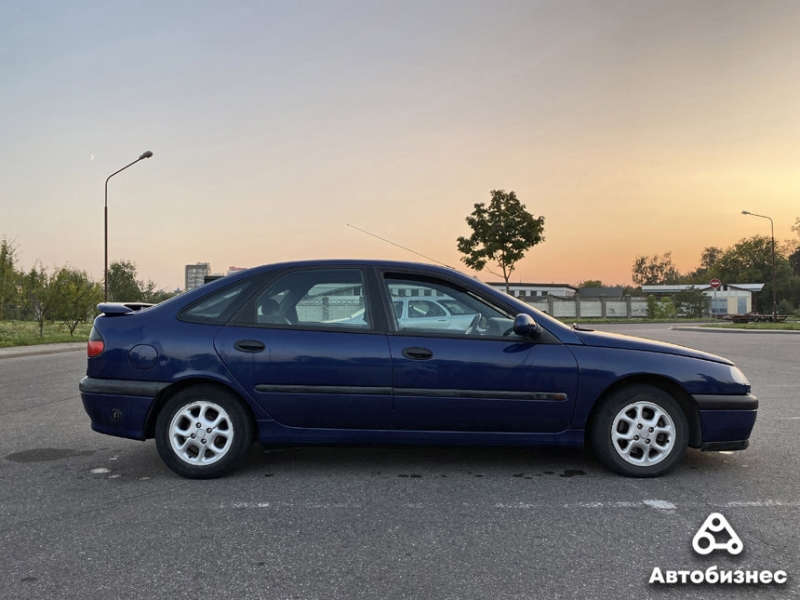 "За все время на машину потратил более 10.000$". Как сохранился Renault Laguna за 14 лет в одних руках