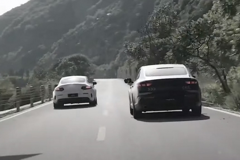 Видео: новый седан Geely Preface посоревновался с BMW, Mercedes и Porsche на серпантине