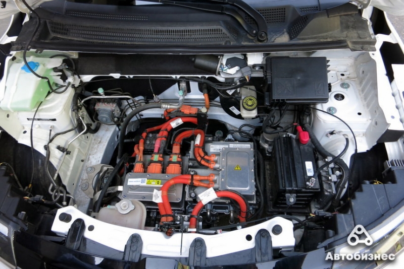 Тестируем новый электромобиль за 13.900$ Renault City K-ZE