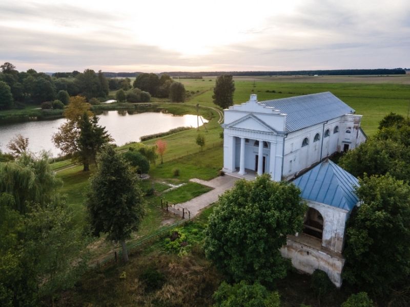 На матацыклах – па краіне. Ад Нясвіжскага замка да сядзібы ў Грушаўцы